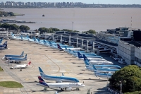 El Gobierno decretó la desregulación del sector aerocomercial