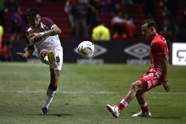 Torneo apertura: Argentinos enfrenta a Lanús, por un lugar en cuartos