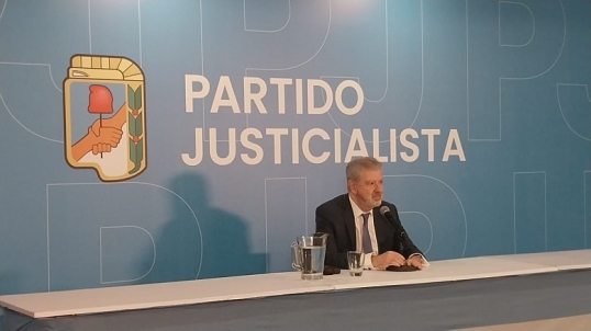 Beraldi: «La afirmación de Milei, que Cristina “va a ir presa” es “grave dentro del manejo de causas judiciales”