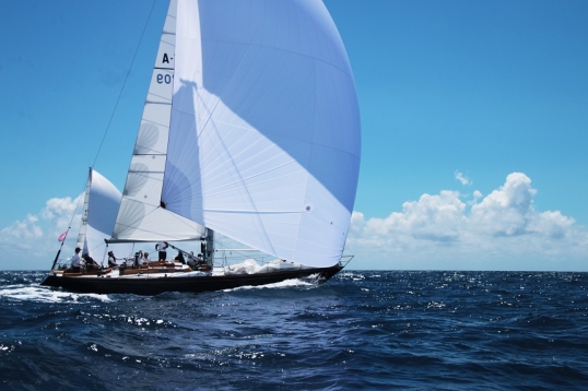 El velero argentino «Matrero» conquistó la bahía de Cannes