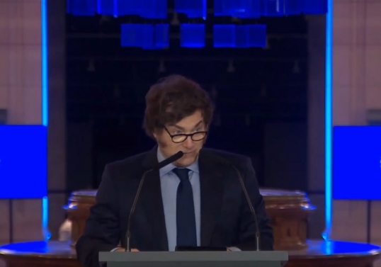 Milei renombró el Centro Cultural Kirchner, en Palacio Cultural Domingo Faustino Sarmiento