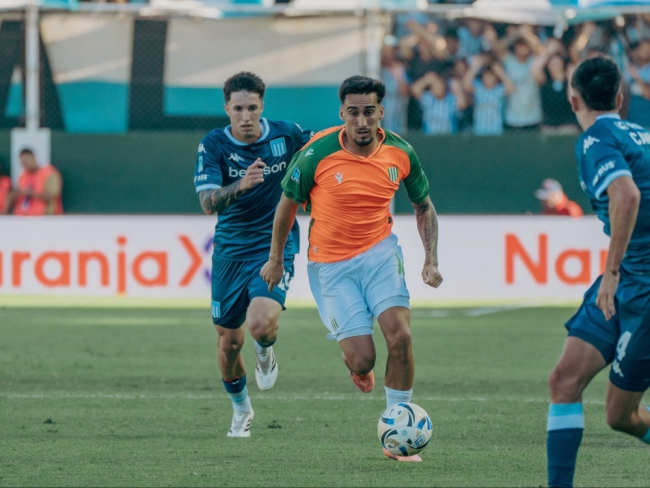 Torneo apertura de la Liga Profesional de Fútbol: Racing derrotó por 2-0 a Banfield
