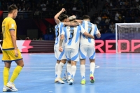 Mundial de futsal 2024: Argentina derrotó 6 -1 a Kazajistán y es semifinalista