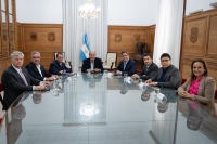 Varios gobernadores se reunieron con Guillermo Francos, por la caída de la coparticipación