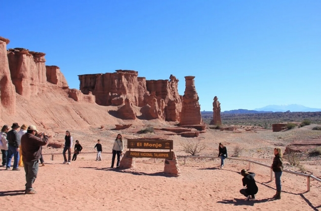 La Rioja: El Gobierno lanzó su propio “Previaje” con reintegros del 50% para reactivar el turismo interno