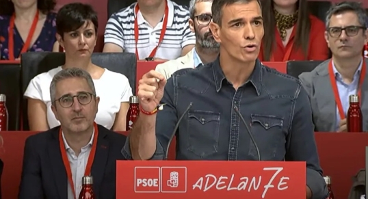 España: Pedro Sánchez pide perdón y garantiza que el PSOE «derrotará» la corrupción