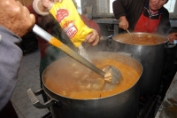 La pobreza avanza: El estrés económico superó el 50% por primera vez desde la postpandemia en 2021