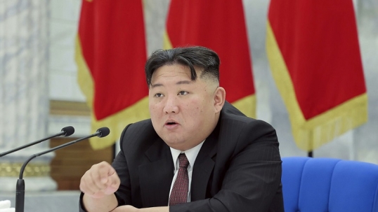 Kim Jong-un: «Nunca renunciaremos a las armas nucleares»