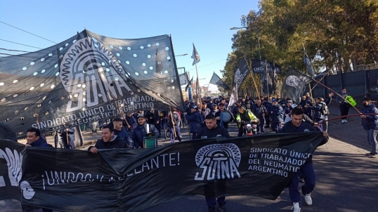 El SUTNA denuncia suspensiones ilegales en FATE y critica aumentos unilaterales en Bridgestone y Pirelli en plena negociación paritaria