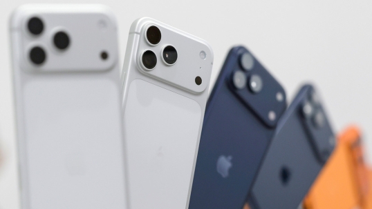Apple advierte a sus más de 2.000 millones de usuarios