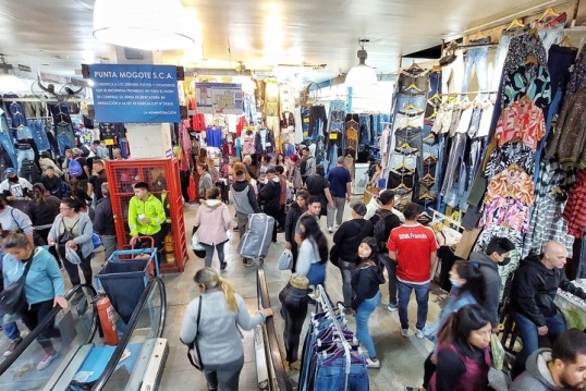 Levantan la clausura de La Salada y ordenan medidas para su reapertura