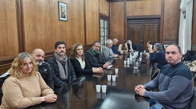 ATE rechazó «la peor paritaria de la historia» del 2% en septiembre y 1% en octubre y convocó a una reunión de urgencia para el lunes