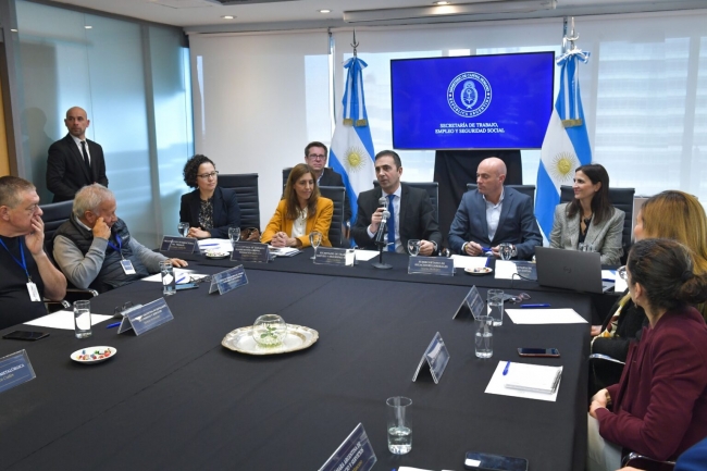 El Gobierno comunicó a los gremios que no homologará aumentos superiores al 2%