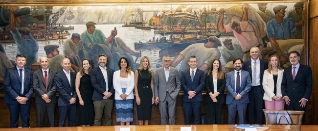 Salud celebra el acuerdo de Pfizer y Sinergium para la producción local de la vacuna contra el Neumococo