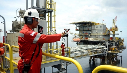 ¿Milei, ahora que pena aplicará?: Petrolera británica sancionada en 2013 por operar en Malvinas fue beneficiada con el RIGI