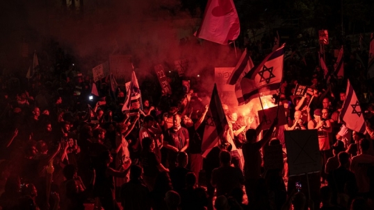 Israel: Una gran multitud marchó contra Benjamín Netanyahu
