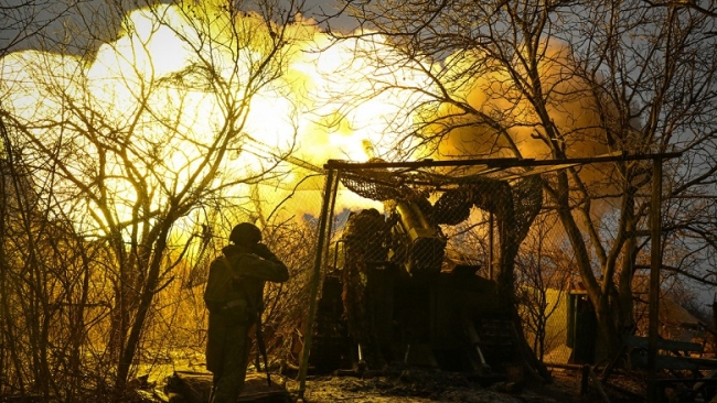 Fuerzas rusas atacan aeródromos militares y depósitos de armas en Ucrania