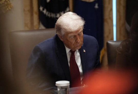 Trump anunció la incautación de un petrolero en las costas de Venezuela
