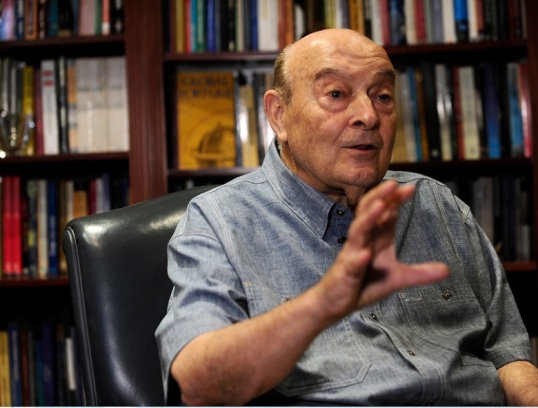 Cavallo, le dijo a Milei: «Que debe encontrar la forma de aumentar las reservas netas sin devaluar»