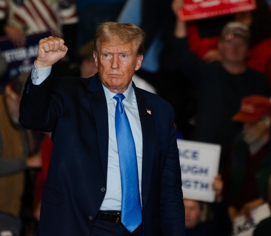 Donald Trump prometió poner fin al conflicto ucraniano y detener "el caos" en Oriente Medio