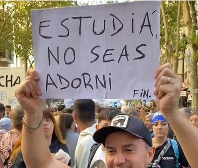 Comienza una nueva semana de paro universitario por recomposición salarial