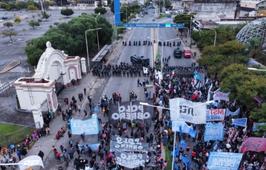 Cierre del programa «Volver al Trabajo»: Organizaciones sociales y políticas se movilizaron en todo el país