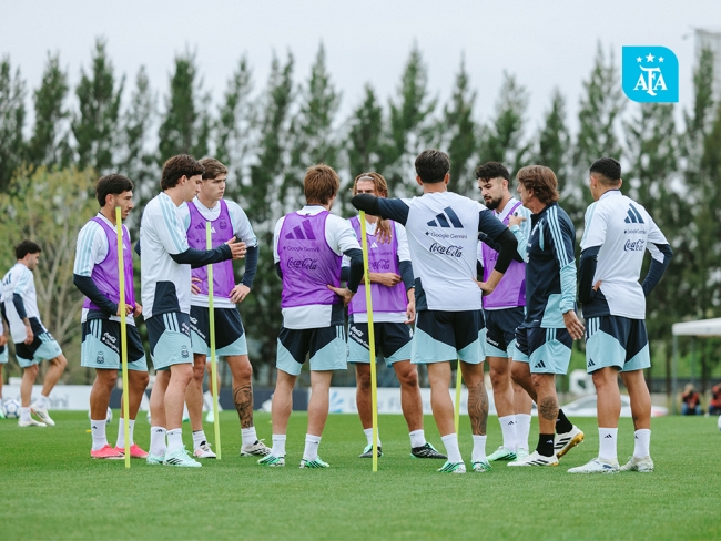 Selección Argentina: Tres jugadores quedaron desafectados del plantel para los amistosos