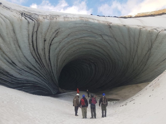 Tierra del Fuego: Se derrumbó la cueva de hielo