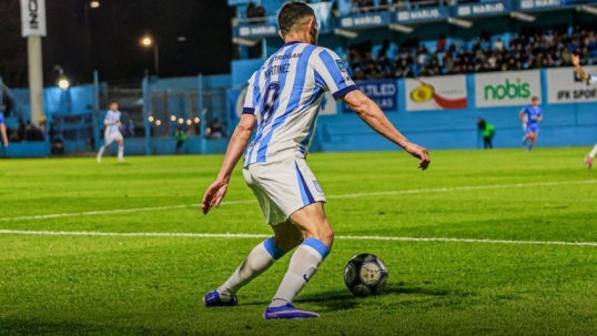 Torneo clausura de fútbol: Racing le ganó por 2-1 a Estudiantes de Río Cuarto