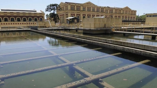 El Gobierno oficializó la privatización total de AySA