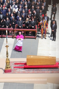 El Gobierno emitió un mensaje especial de despedida al papa Francisco