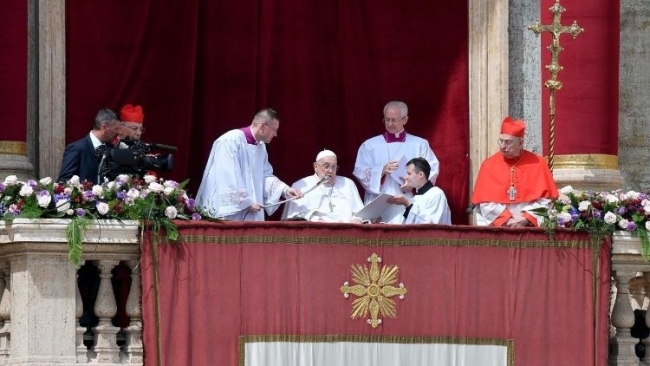 Francisco: «No puede haber paz sin libertad de religión, libertad de pensamiento, libertad de expresión»