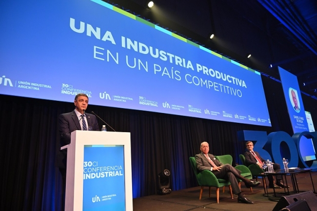 Jorge Macri, en la UIA recordó que «sin los privados que inviertan y paguen sus impuestos, no hay Estado posible»