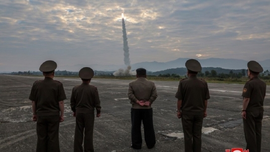Corea del Sur "no dudará en utilizar" sus armas nucleares en caso de agresión militar declaró Kim Jong-un