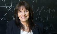 María Teresa Dova, científica argentina ganó el premio internacional “Mujeres en la Ciencia”