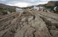 Chubut: El Gobierno provincial ayudará a las familias afectadas por el deslizamiento del cerro Hermitte