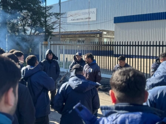 Campana: KTM, la fábrica de motos, impidió el ingreso de sus trabajadores