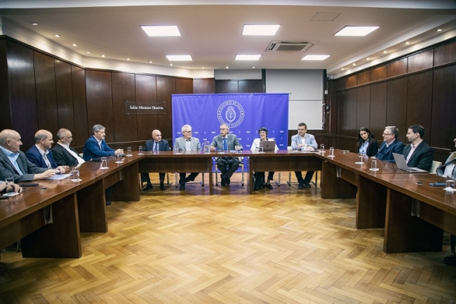 Salud conformó una mesa de trabajo con obras sociales nacionales y provinciales