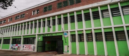 Varias provincias continúan con la suspensión de clases por la ola polar que afecta al país