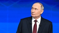 «Estamos dispuestos a poner fin al conflicto por medios pacíficos» afirmó Vladímir Putin