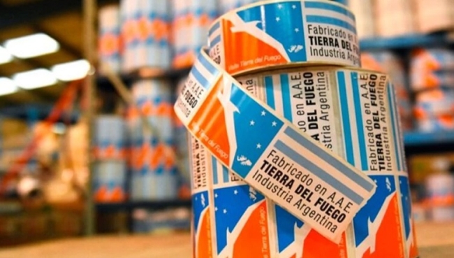 El Gobierno oficializó el régimen simplificado para pequeños envíos con beneficios desde Tierra del Fuego