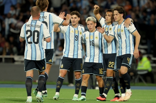 Argentina enfrenta a Burkina Faso, en un amistoso internacional