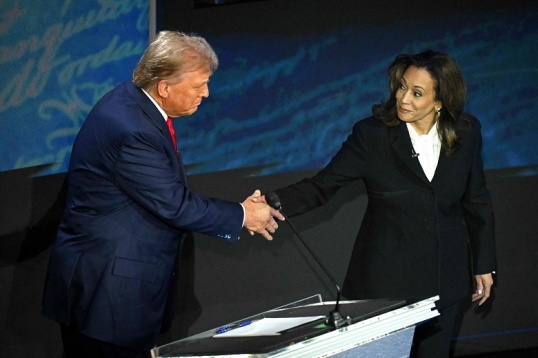 Kamala Harris y  Donald Trump, se encontraron por primera vez en un debate cara a cara