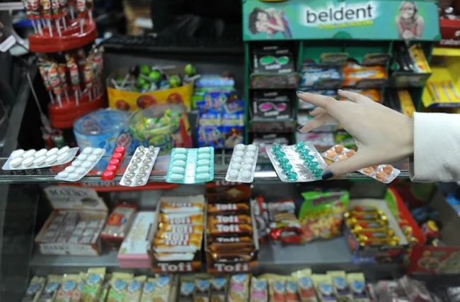 Amplían la venta libre de medicamentos destinados para afecciones de baja complejidad