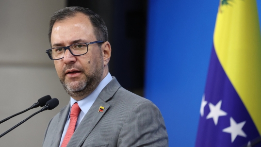Venezuela acusa a EE.UU: “Robo descarado y piratería internacional”