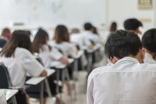 El 14% de los alumnos de secundaria alcanzaron el nivel satisfactorio en la prueba aprender de matemática
