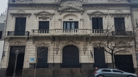 Se sacó una foto con un arma en un colegio del barrio porteño de Balvanera