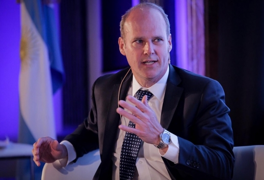 El presidente de ADEBA, Javier Bolzico criticó a Javier Milei quien acusó a un banco de "golpista"