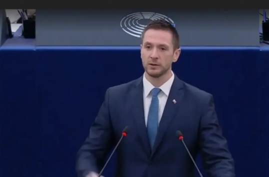 Eurodiputado eslovaco: «Zelenski ha ido demasiado lejos con su decisión de prohibir el tránsito de gas ruso»