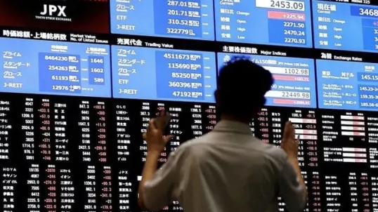 Las bolsas de Asia se desploman hasta 7% ante el mayor salto del petróleo